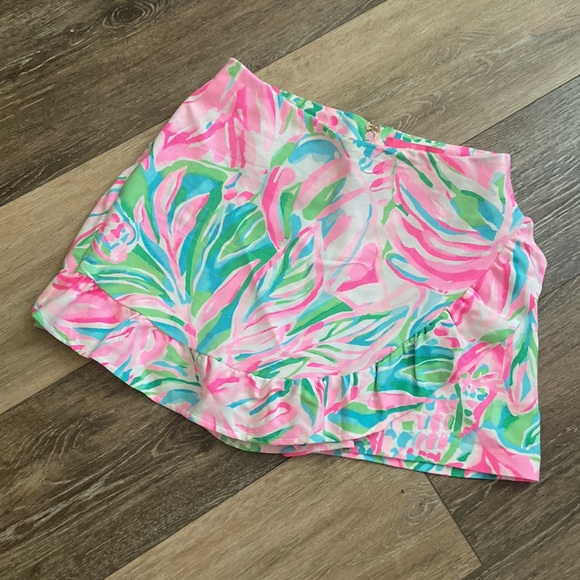 Lilly Pulitzer Faye Skort in Croc My World - Picture 2 of 3